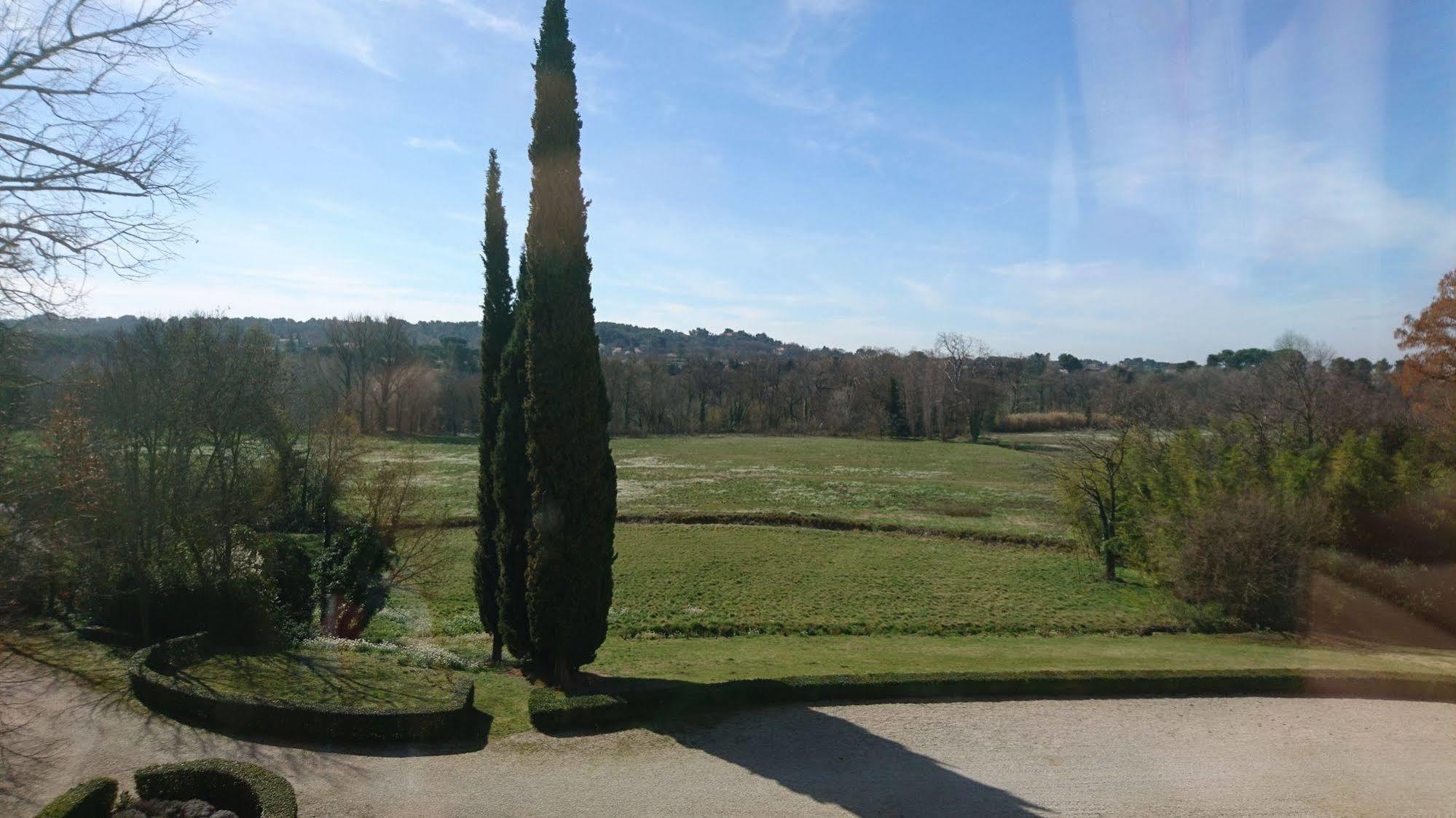 Hôtel Château Martinay à Carpentras Extérieur photo